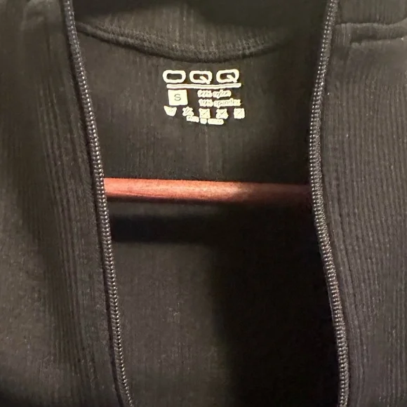 OQQ Half Zip Bodysuit - Picture 5 of 13